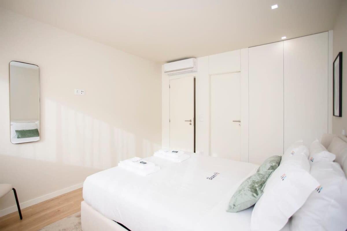 Liiiving In Porto - Uptown Pearl Apartment Екстер'єр фото