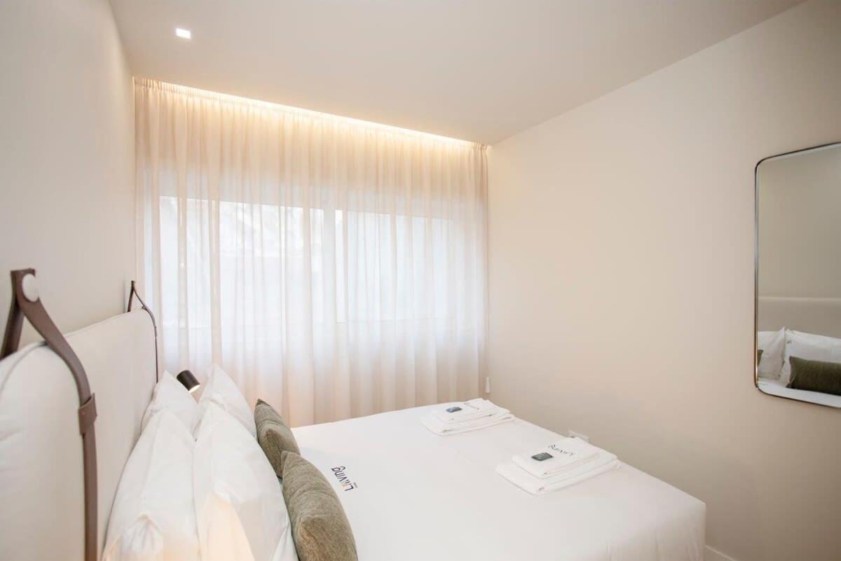 Liiiving In Porto - Uptown Pearl Apartment Екстер'єр фото