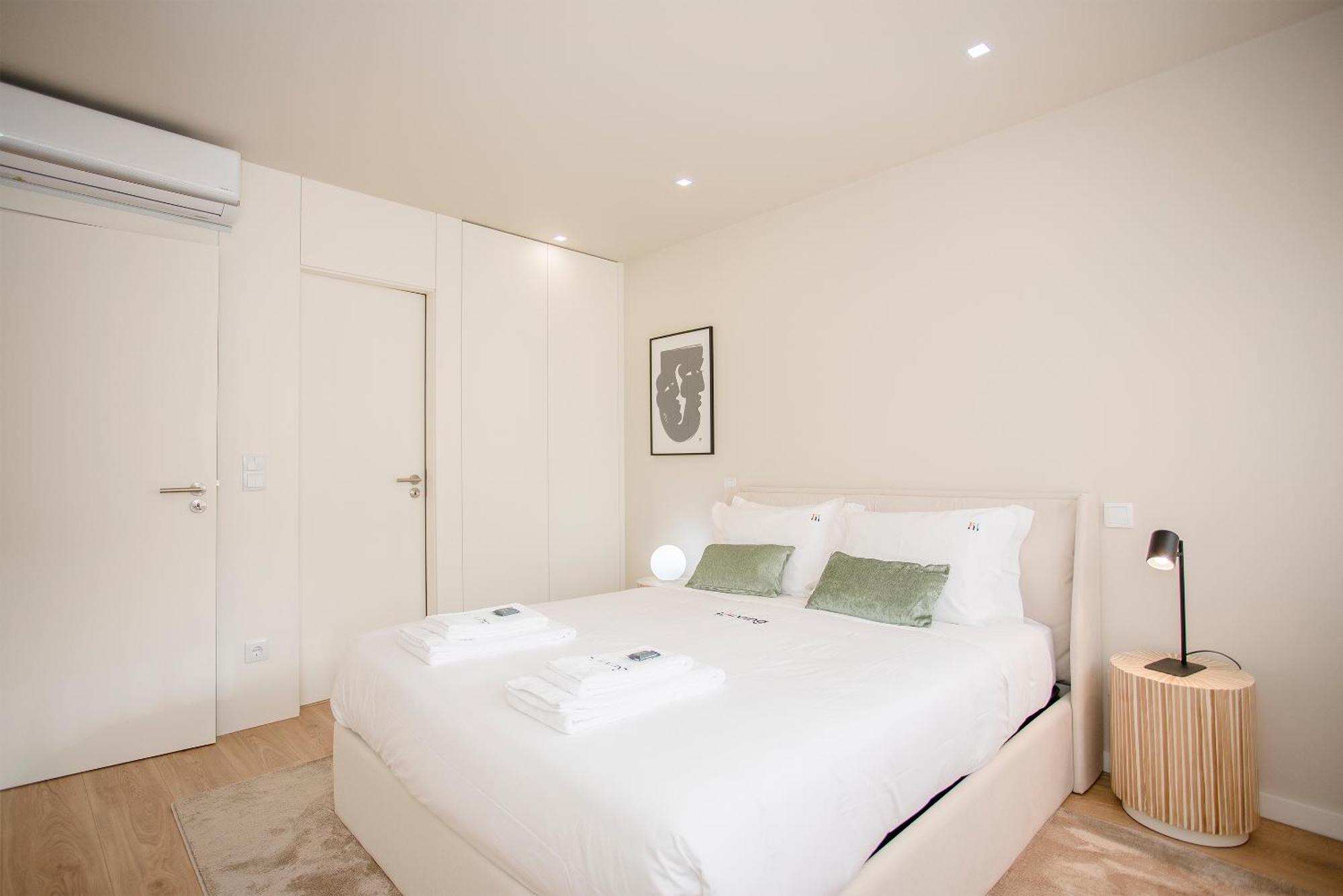 Liiiving In Porto - Uptown Pearl Apartment Екстер'єр фото